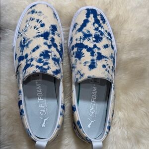 Puma soft foam Cream and Blue Tie-Dye Slip-Ons